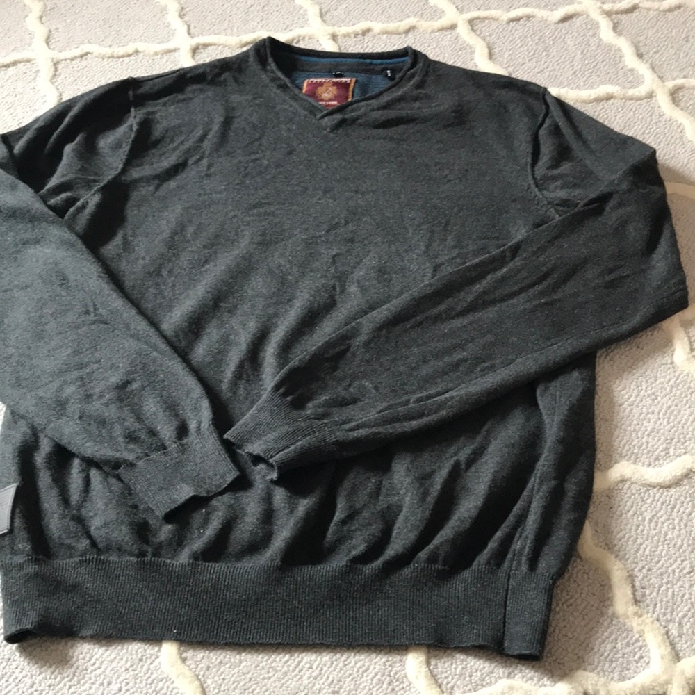 Point zero sweater